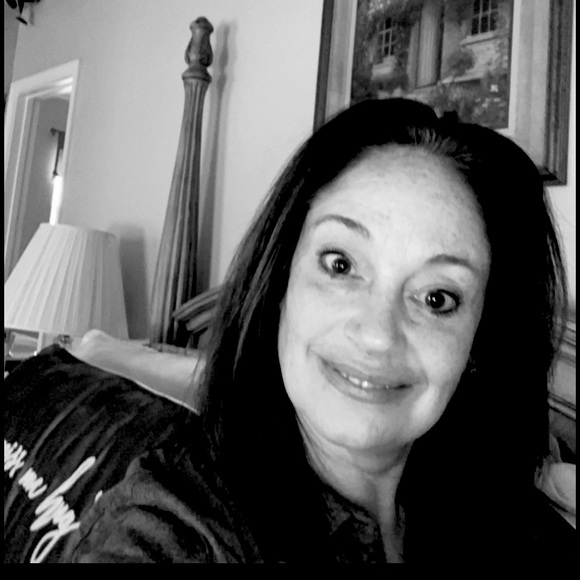 Meet your Posher, Dorothy - Picture 1 of 1